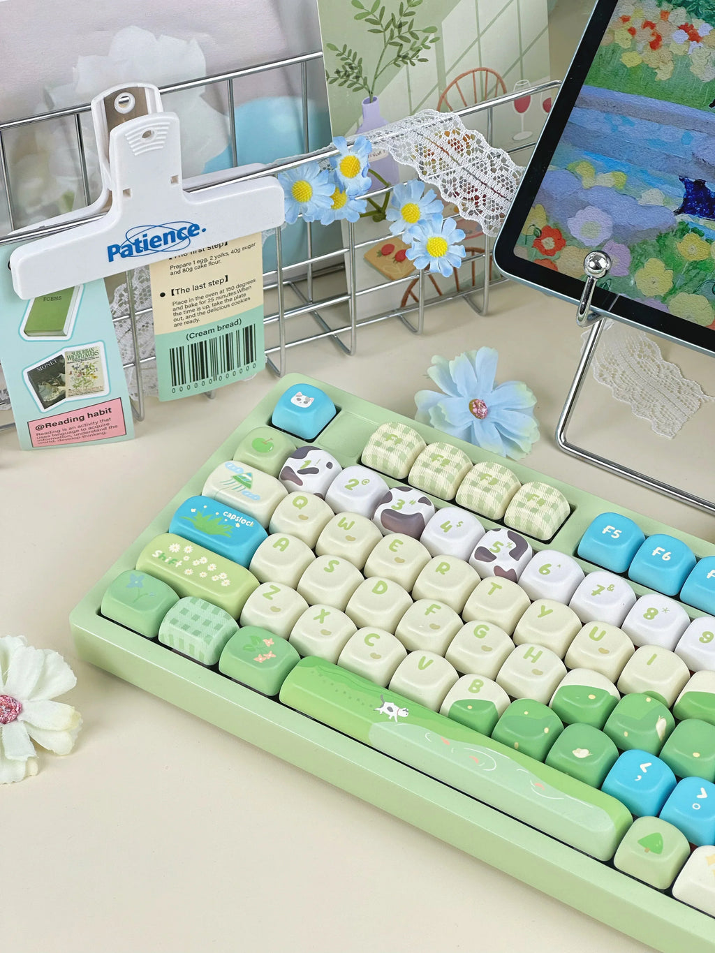 132-Key Spring Green Keycap Cute MOA Height PBT Material Suitable For Mechanical Keyboard DIY Girlfriend Birthday Gift Keycaps