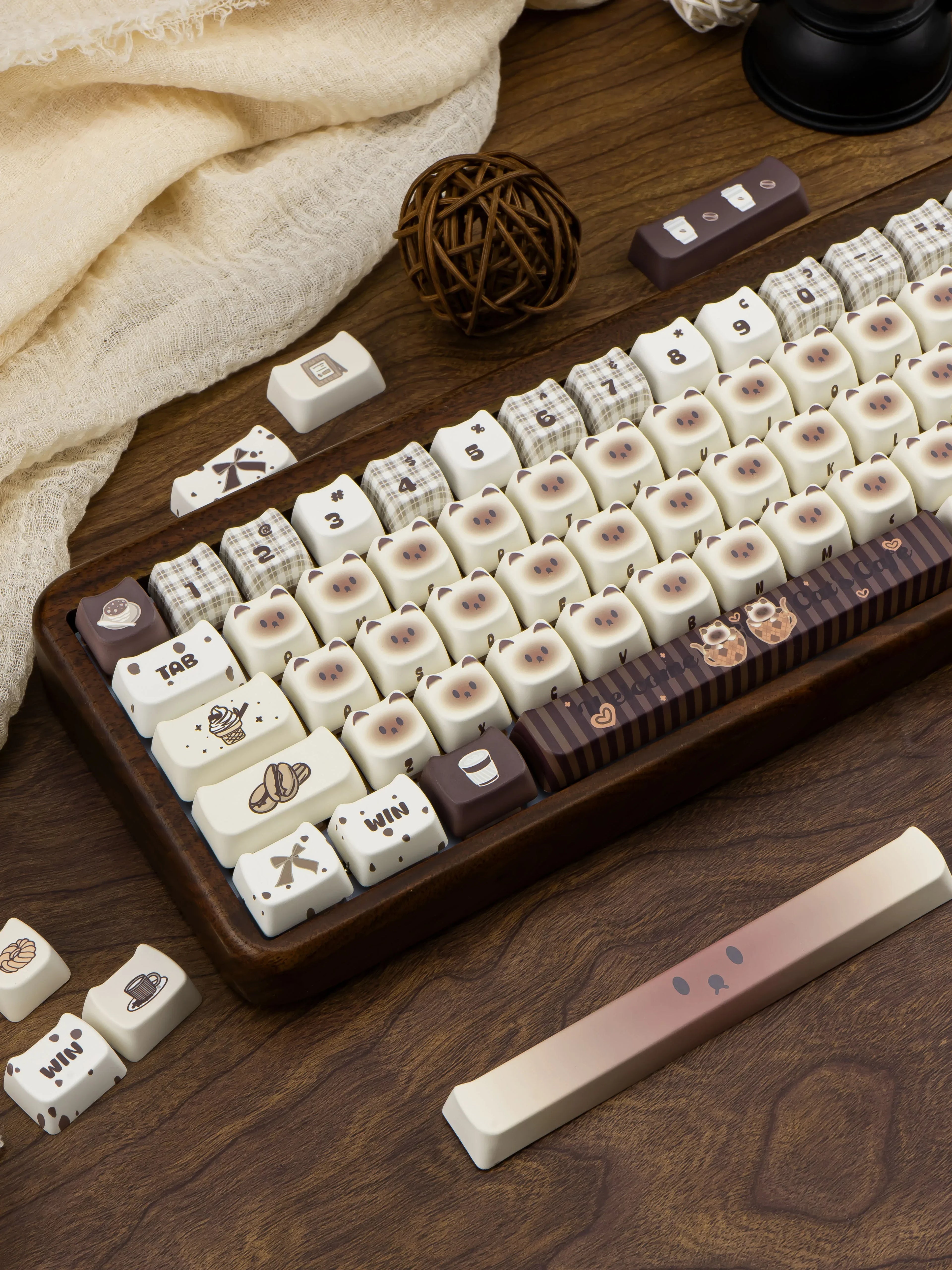 Siamese Cat Keycap Cute Mao Cherry Pbt Cafe Cat Head Cat Ears White Coffee Color 146/133Keys 2.25/2.75U Alice Layout Keycaps