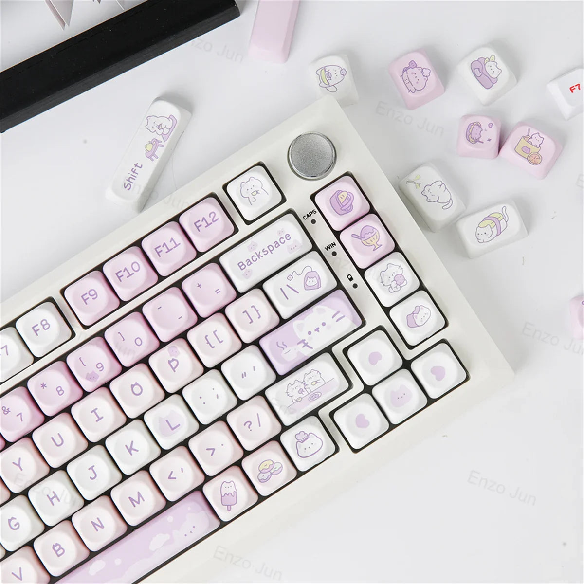 132 Keys Dye Sublimation PBT Keycaps Purple Cute Cat Themed MOT Profile Keycap for Gateron MOA MX Switches Mechanical Keyboard