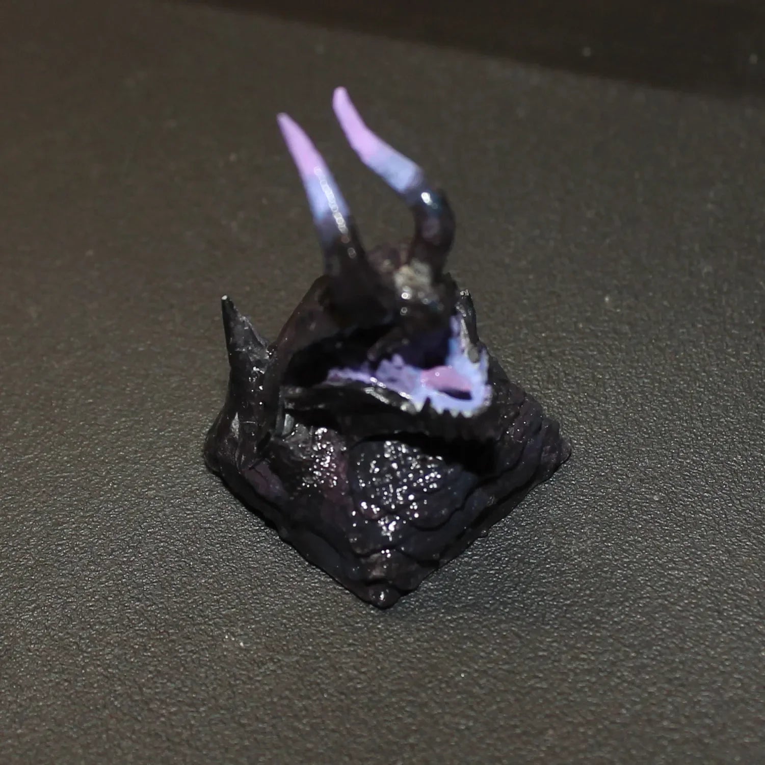 Monster Hunter Themed Keycaps Gore Magala/Acid Glavenus Personalized Mechanical Keyboard Keycaps Cartoon 3D Resin Artist Keycaps