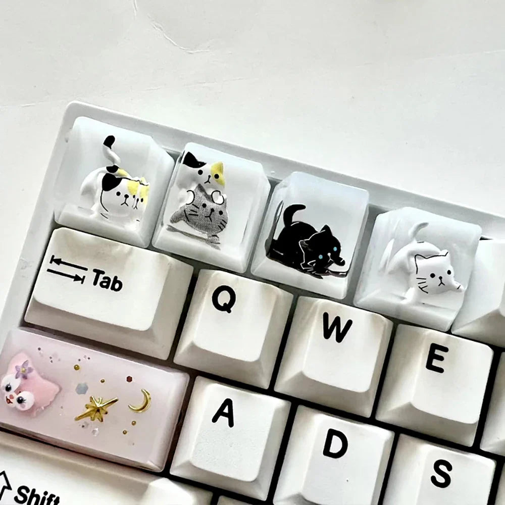 1Pcs Cute Panda Pattern Keycap Resin Handmade Decoration Personality Esc R4 OEM Cute key cap mold Keycap for Mechanical Keyboard