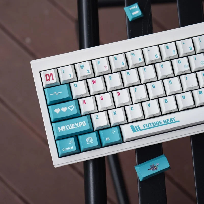 2024 New Miku Side Transparent 130 Key Mechanical Keyboard Keycap Pbt Thermal Sublimation Blue Original Factory Height 61/87